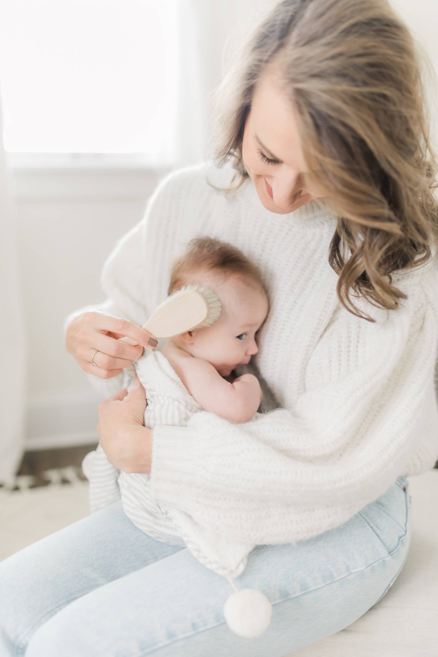 Ali+Oli - Wooden Baby Hair Brush