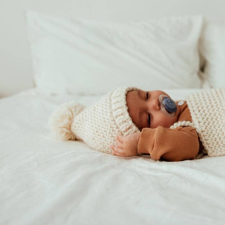 Natural Garter Stitch Knit Bonnet: L (2-6 years)