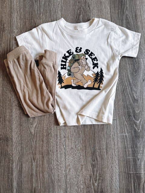 HiKe & Seek graphic tee